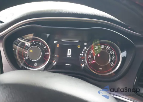 2015 Dodge Challenger Sxt from USA, damaged, VIN 2C3CDZAG2FH701634